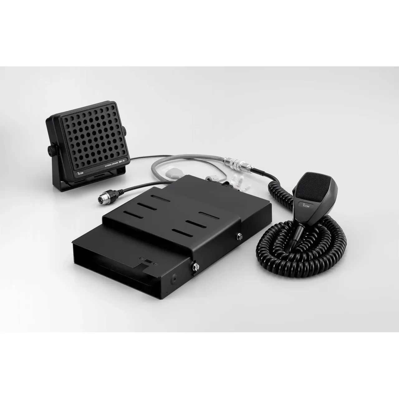 MB-53 Covers, fasteners and cradles - ICOM