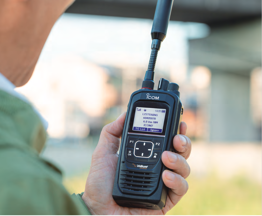 echange PTT satellite SAT100 Satellite ICOM